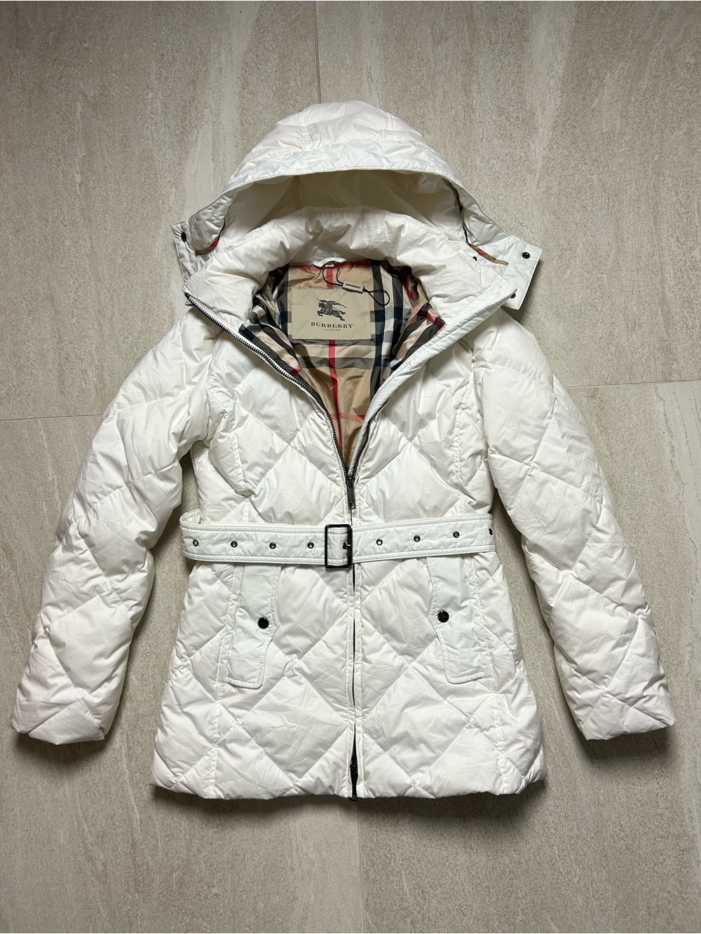 BURBERRY LONDON NOVA CHECK DIAMOND QUILTED DOWN PUFFER SIZE XS
